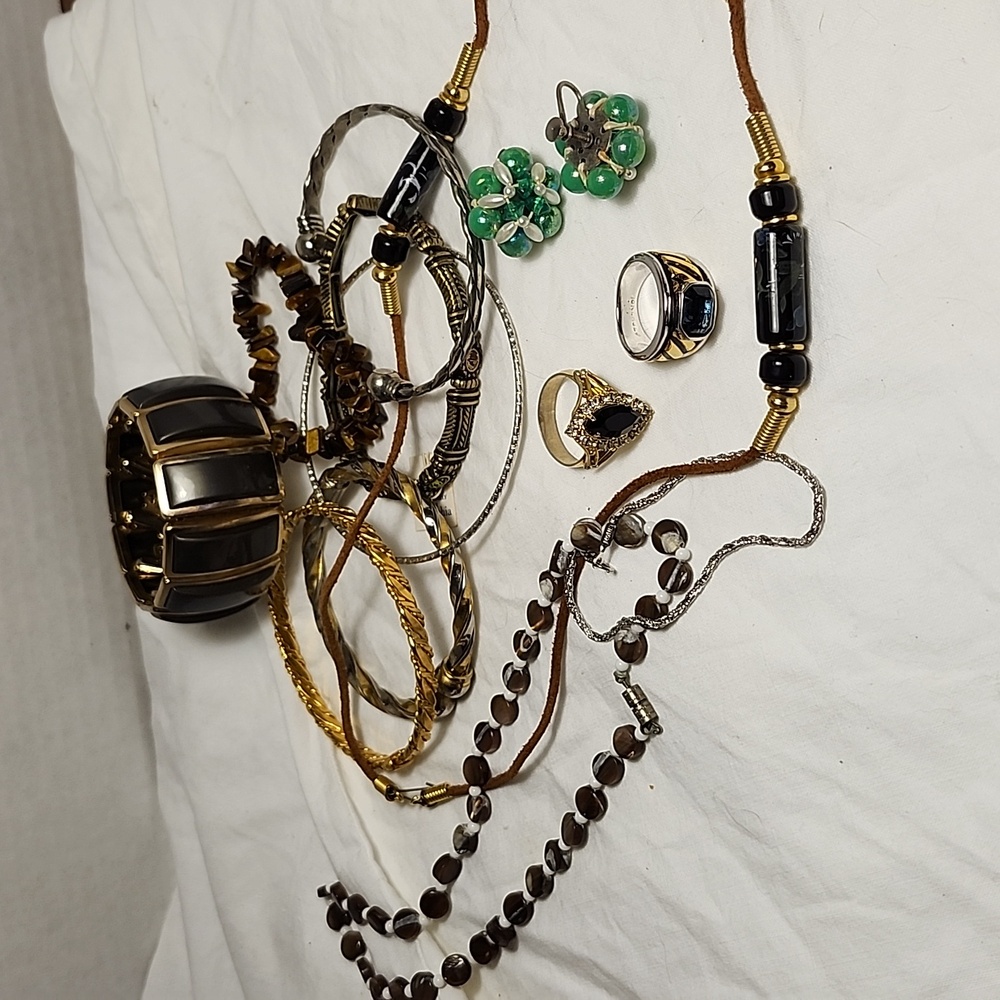 Jewelry lot bundle earrings necklaces bracelets chunky stretch modern statement